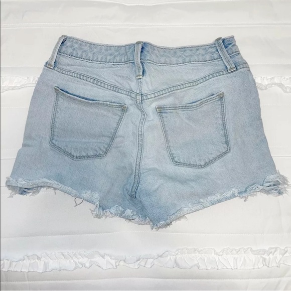 Universal Thread Cut Off Jean Shorts Size 2/26R Frayed Edge High Rise Shorts - Picture 2 of 4